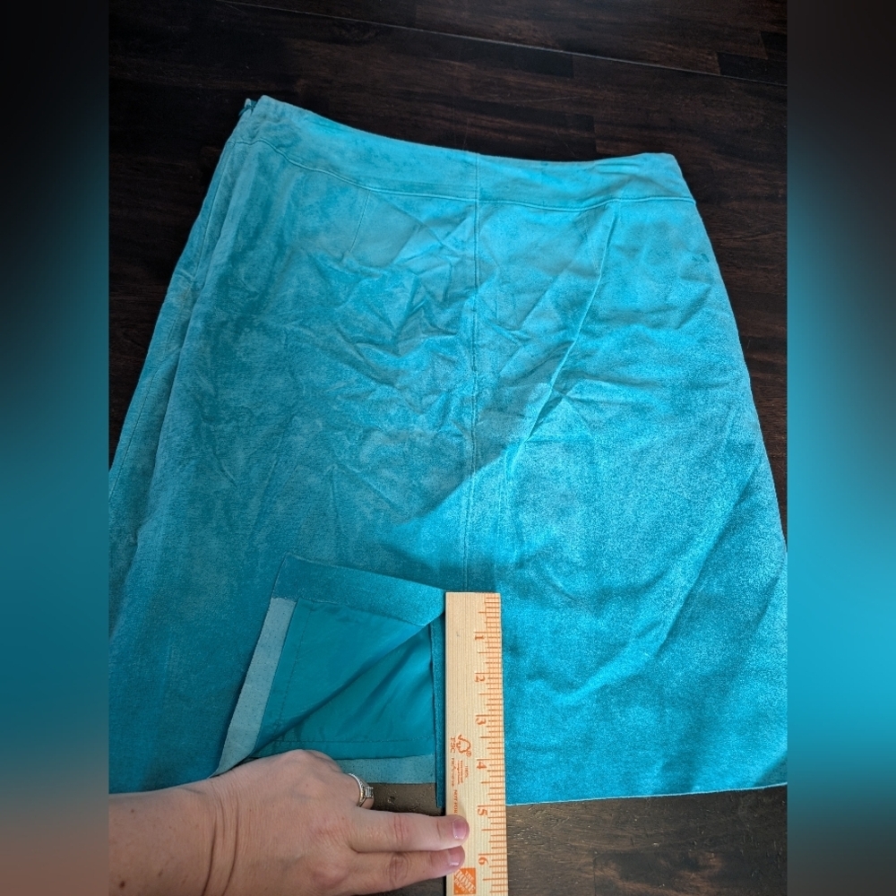 Express VTG Teal Suede Women's Skirt, Size 9/10. Genuine Leather, Lines, Raw Hem - Picture 5 of 7